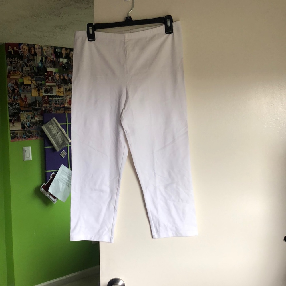White Capri Leggings